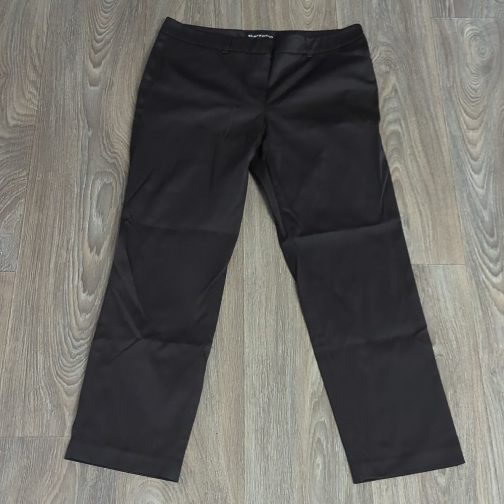 ♥️5/$25 ⭐NWT Sharagano Black Crop Pants